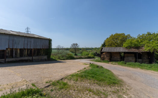 Barbers Lodge Farm, Kentish Lane, Hatfield