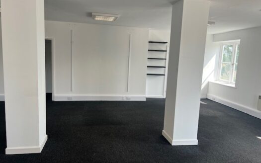 Unit 4B, Bramfield Place Farm