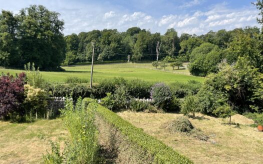 Menlea Villa, Blagdon