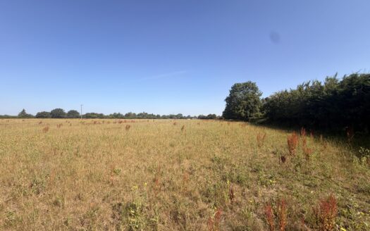 Lot 3 – Land at Garrolds Farm, Woodgates End